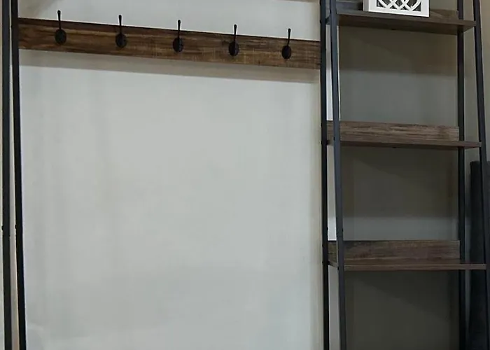 Timco With Balcony And Air-conditioner شقة *