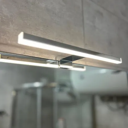 Appartement Timco With Balcony And Air-conditioner Torno