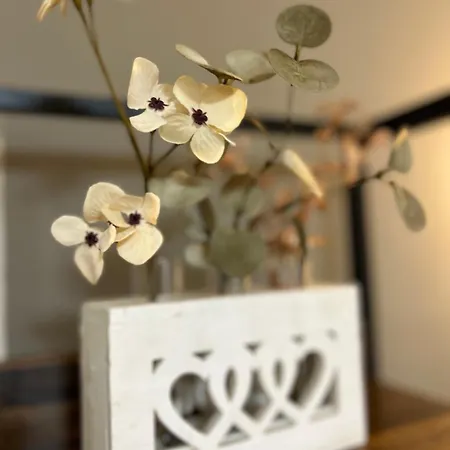 Timco With Balcony And Air-conditioner