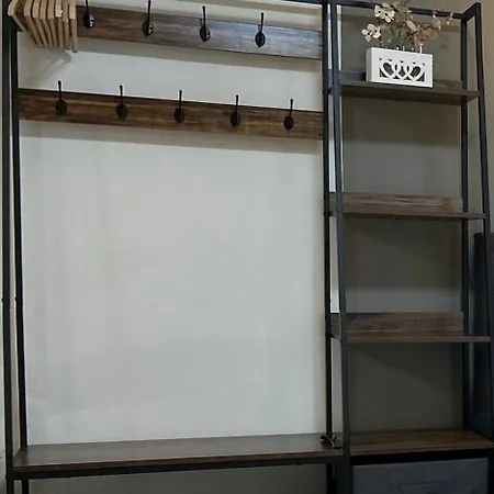 Timco With Balcony And Air-conditioner アパート *