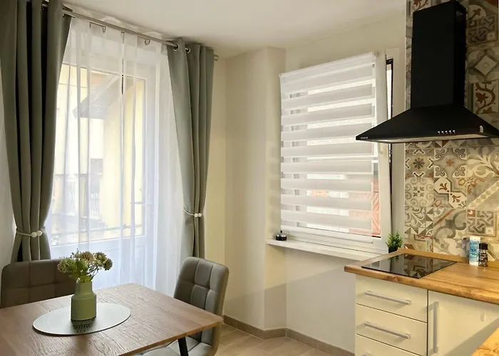 Timco With Balcony And Air-conditioner