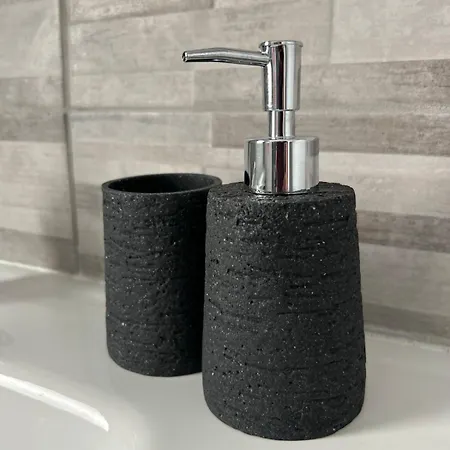 Timco With Balcony And Air-conditioner Torno