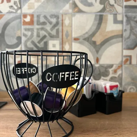 Timco With Balcony And Air-conditioner Lägenhet Torno